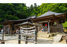 Chùa Yamadera Hojuzan Risshaku-ji
