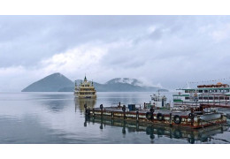 Hồ Toyako